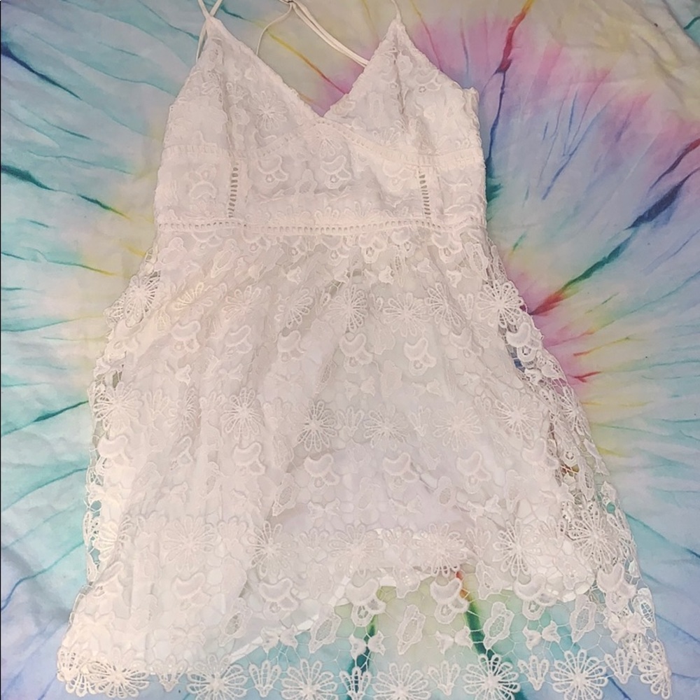 White lace hollister dress